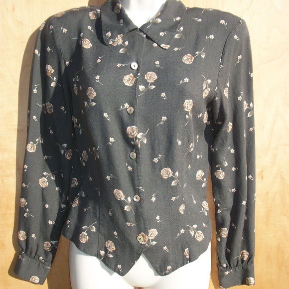 Liz Claiborne Tops - Olive Liz Claiborn Button Up Top with Rusty Roses